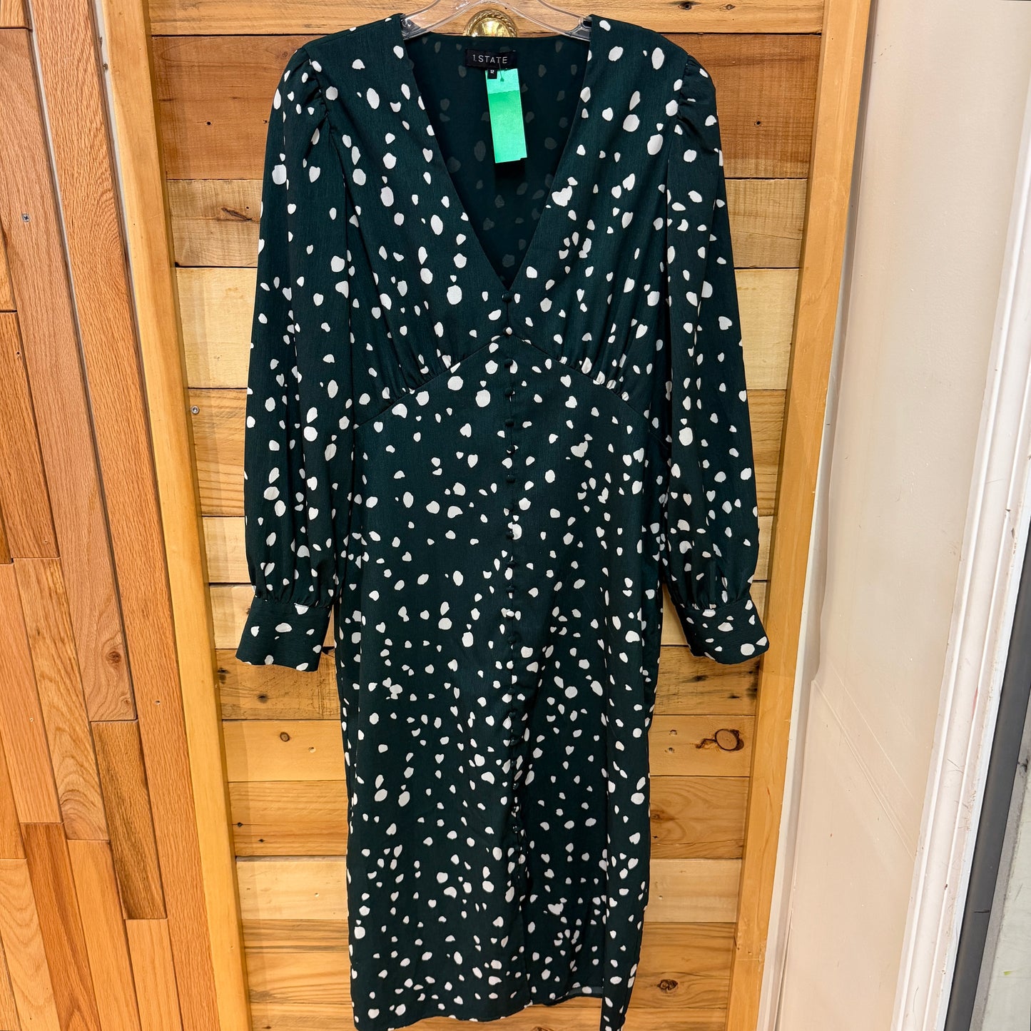 State size 12 Wmn L Dress