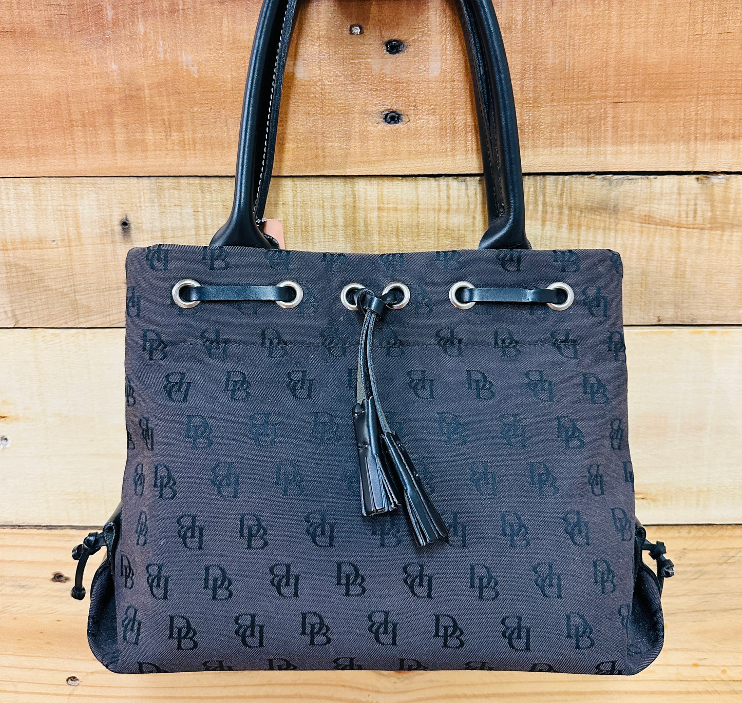 Dooney & Bourke Purse