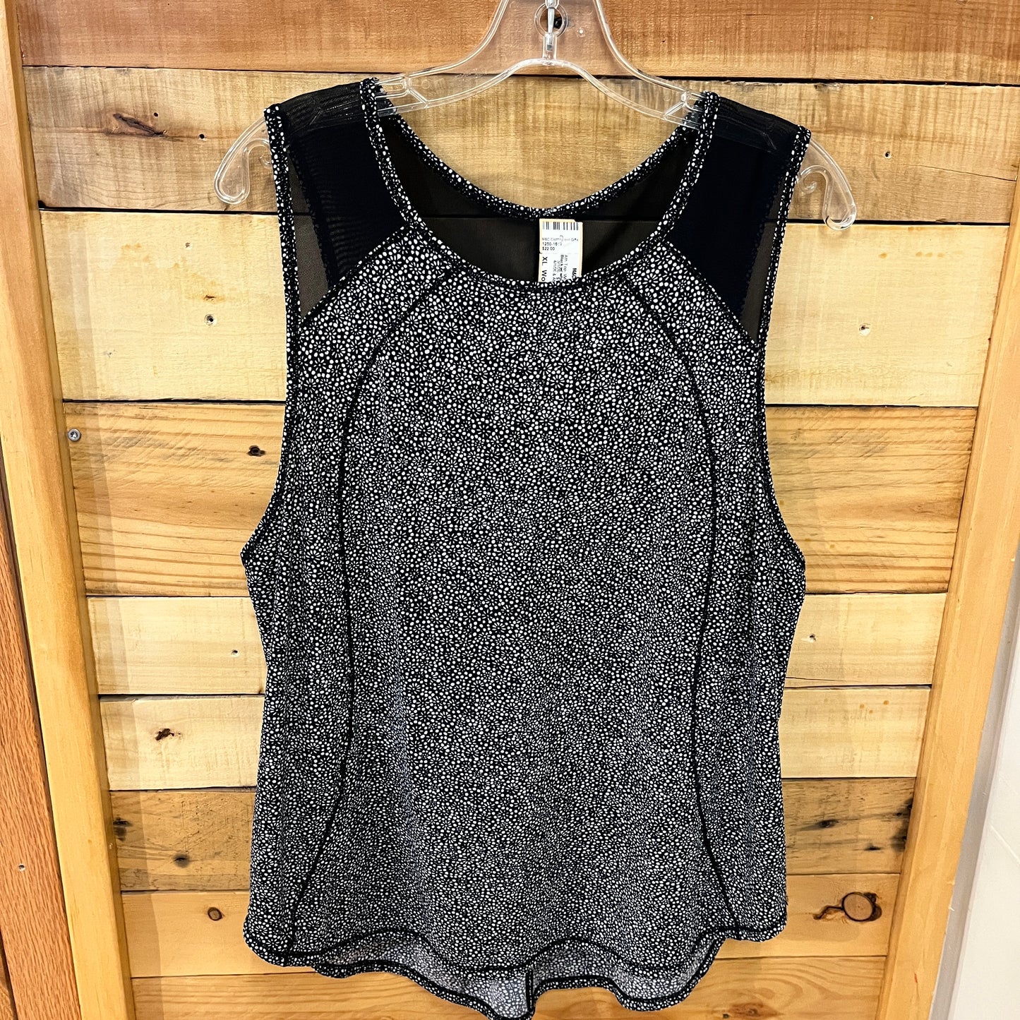 lululemon Women Size XL Women's Ath Top- Wmn