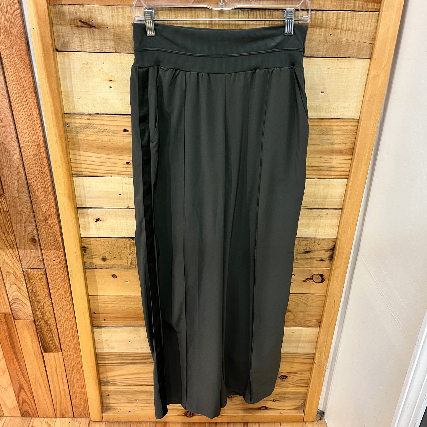 Athleta Women Size 8 Wmn M Ath Pant- Wmn