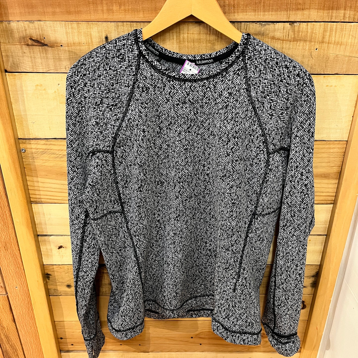 lululemon Women Size L Women's Ath Top- Wmn
