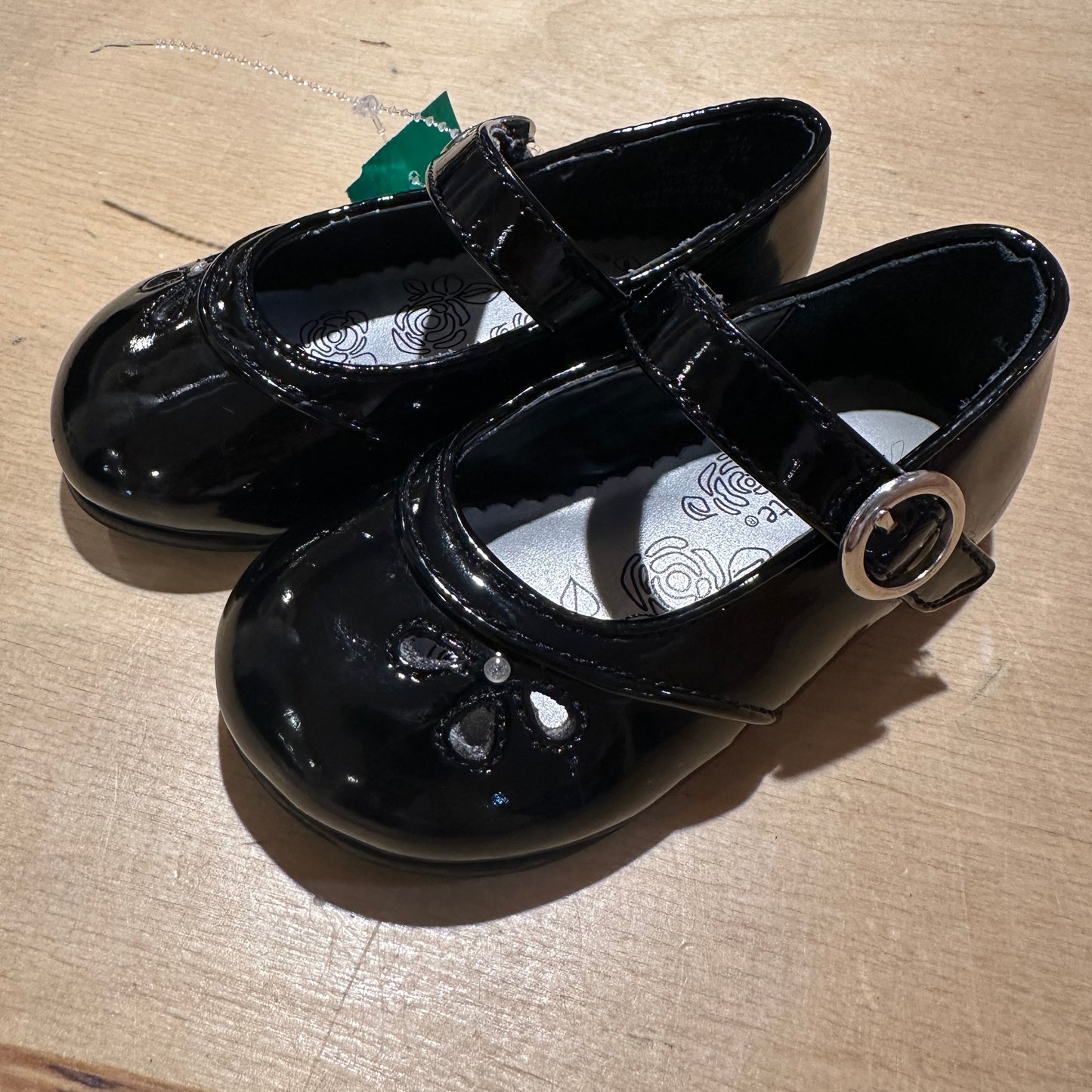 Stride Rite Size 5.5 Children Shoes