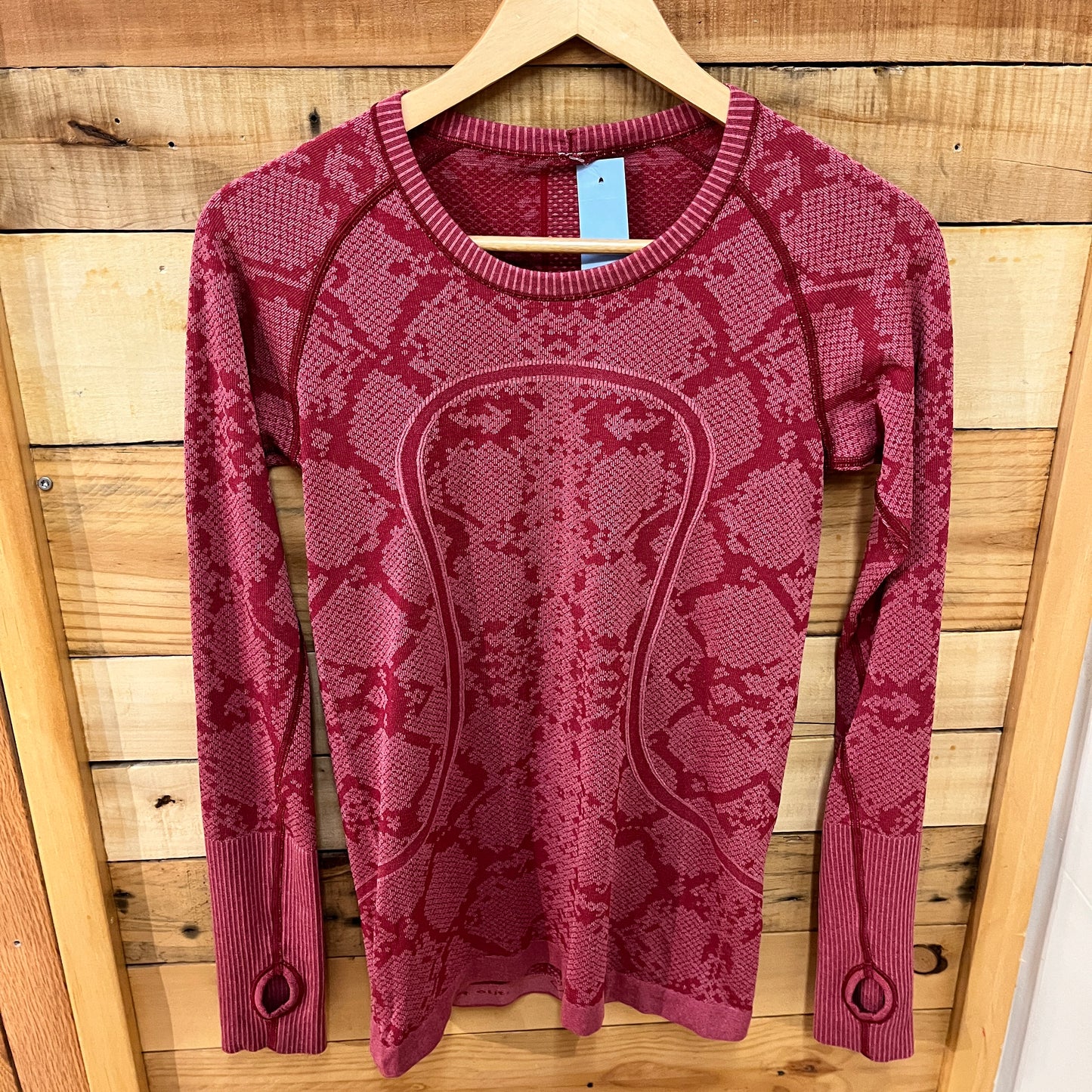 lululemon Women Size 6 Wmn S Ath Top- Wmn