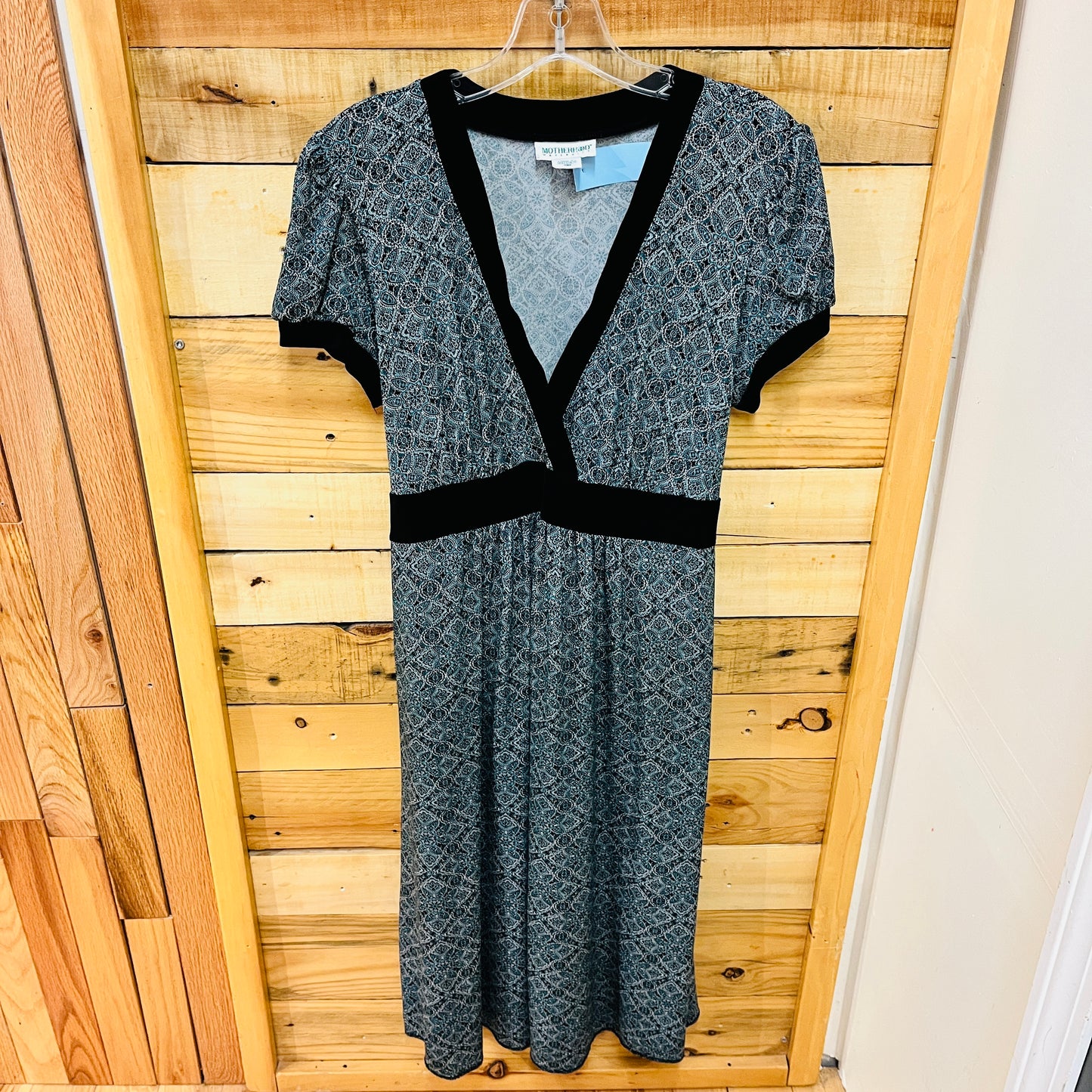 Motherhood Maternity Size M maternity Dress