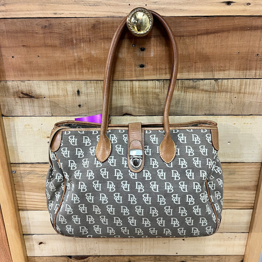 Dooney & Bourke Purse