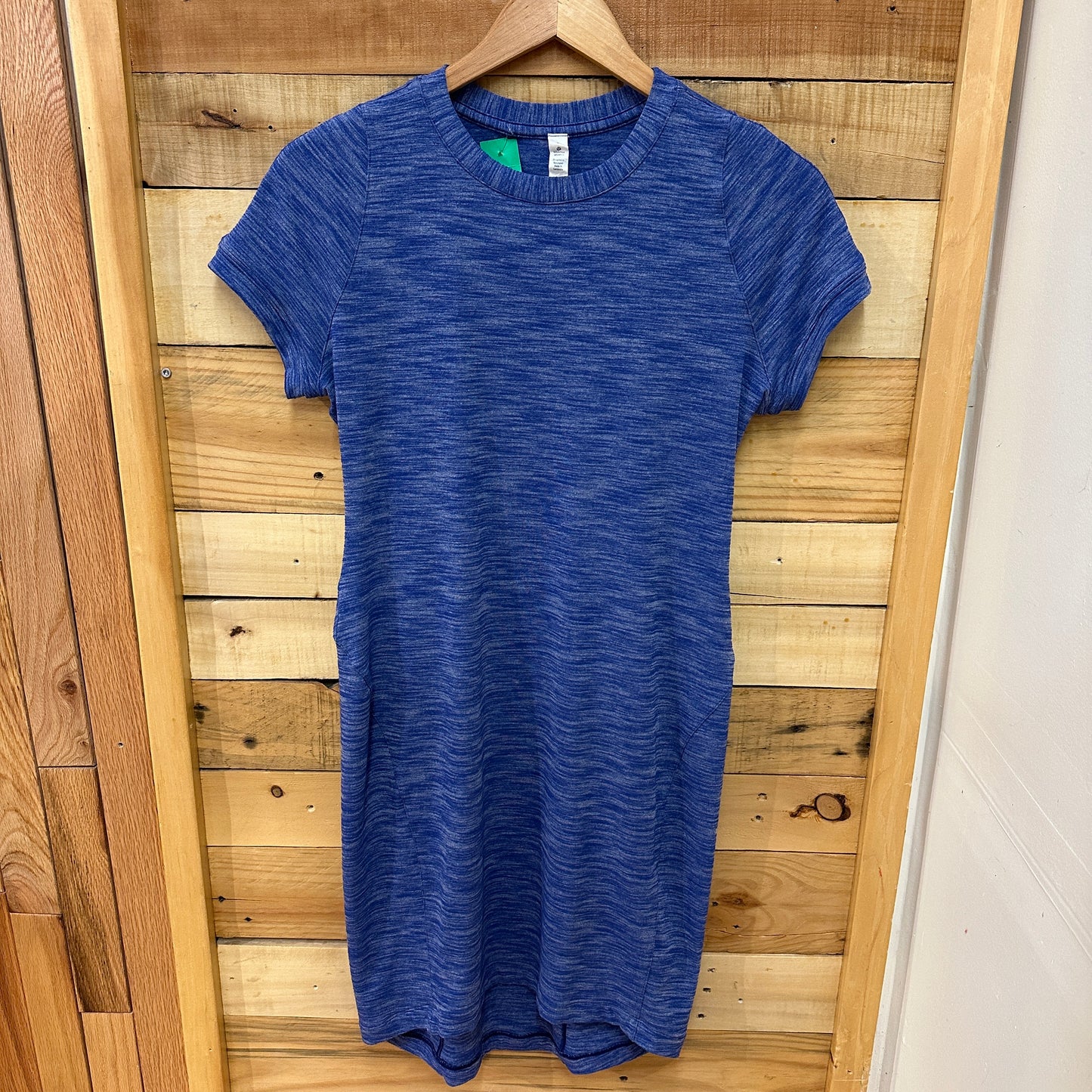 lululemon Women Size 8 Wmn M Ath Dress- Wmn