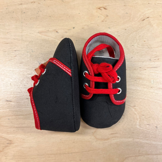 little me Size 6-9 Mo Shoe Laces