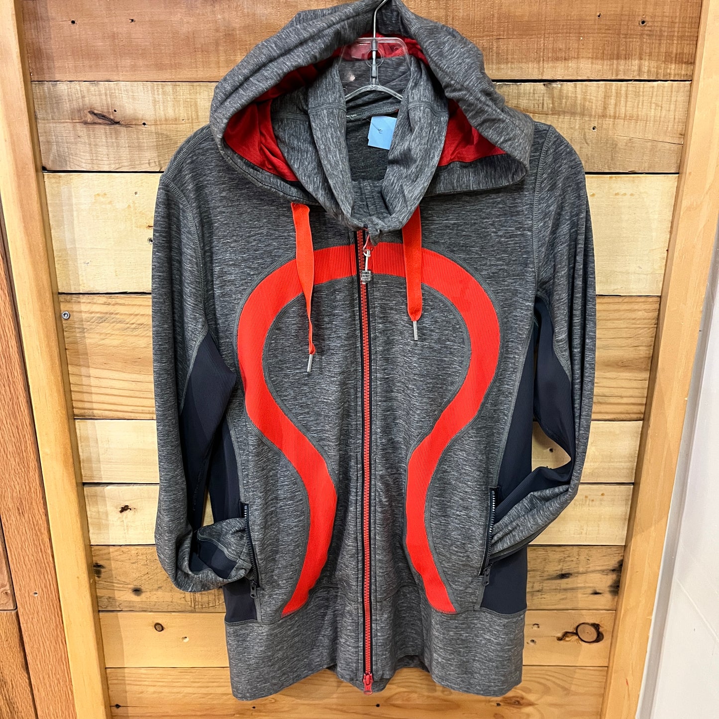 lululemon Women Size 10 Wmn M Ath Jacket- Wmn