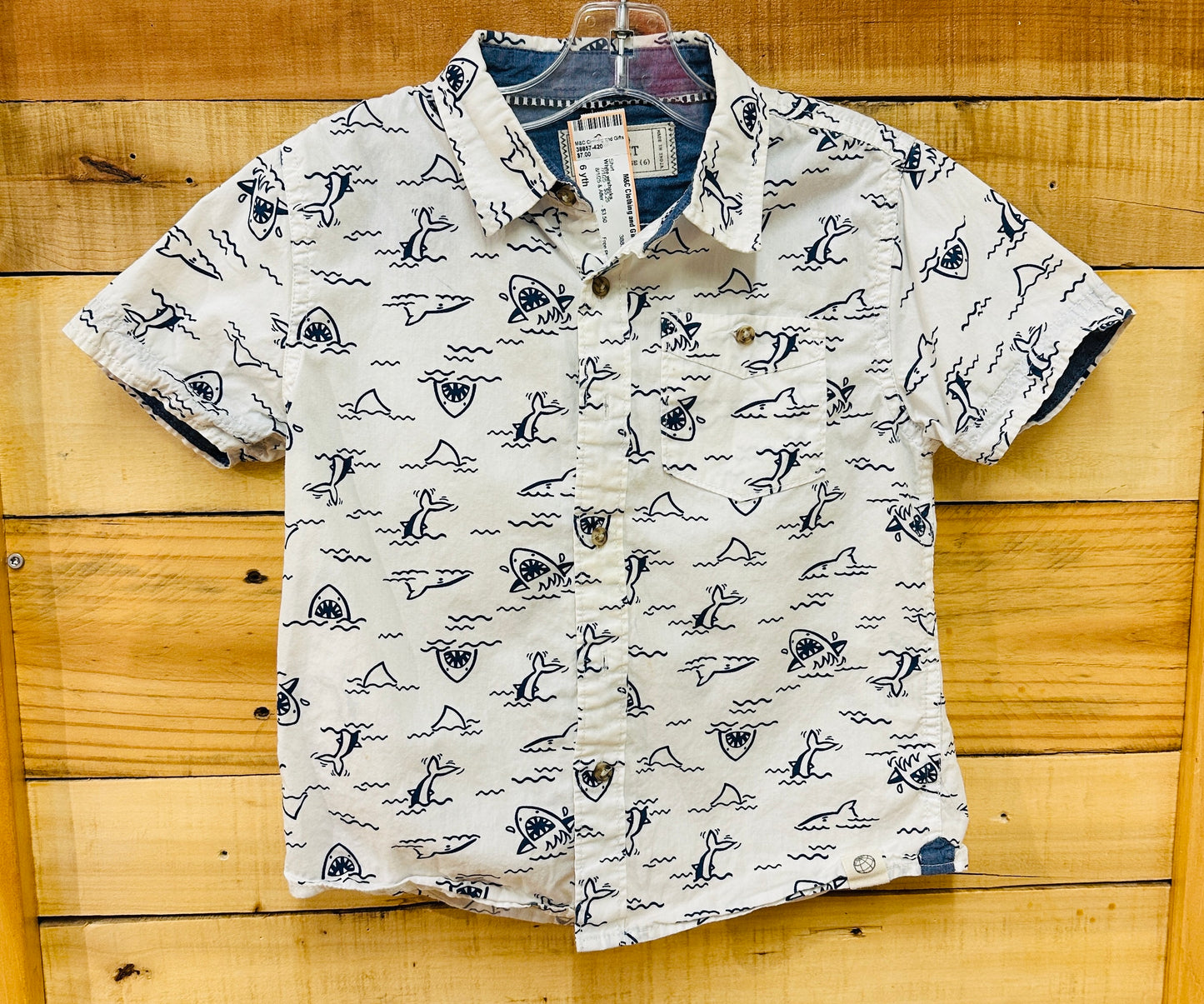 Free Planet child size 6 yth Shirt