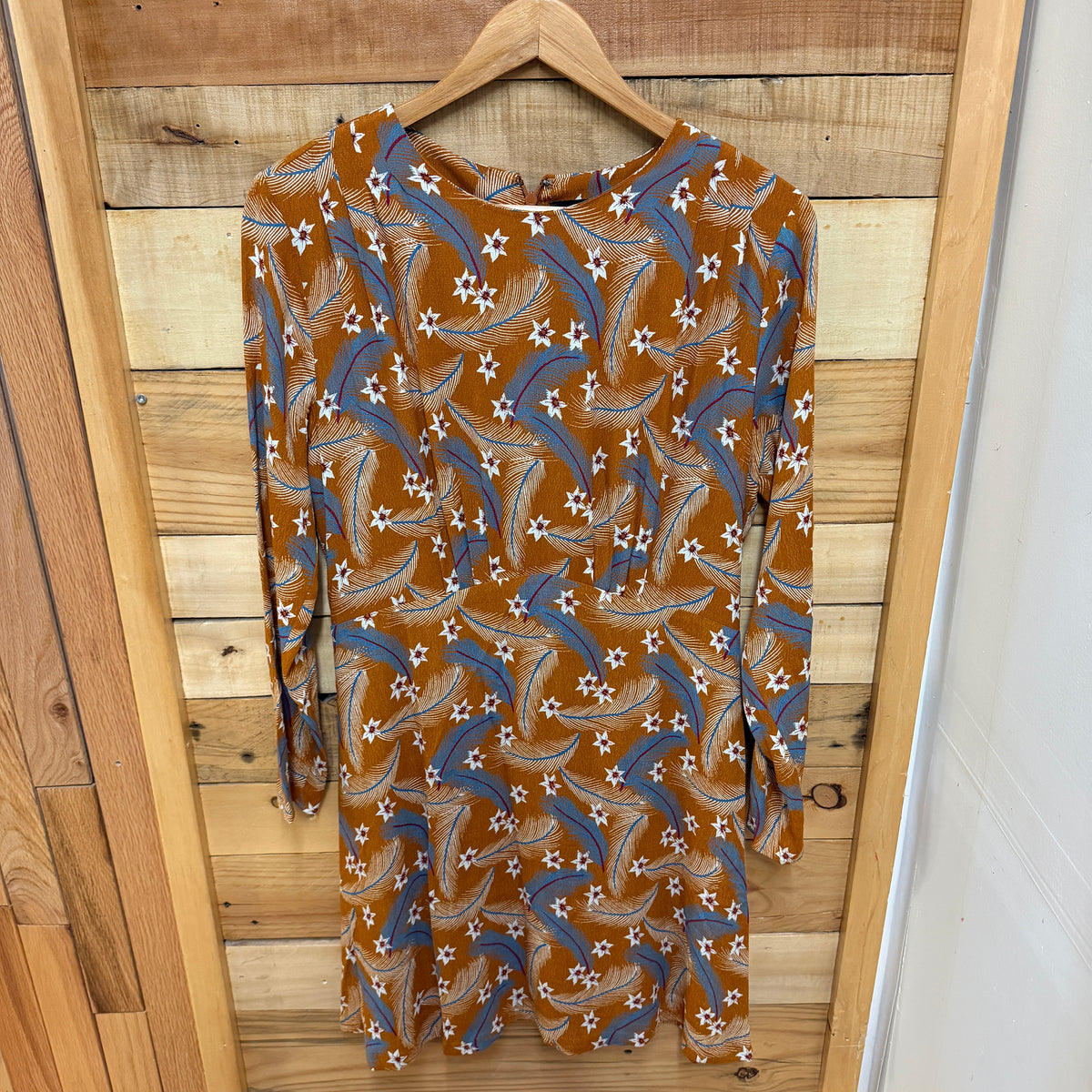 Anthropologie size 8  Wmn M Dress