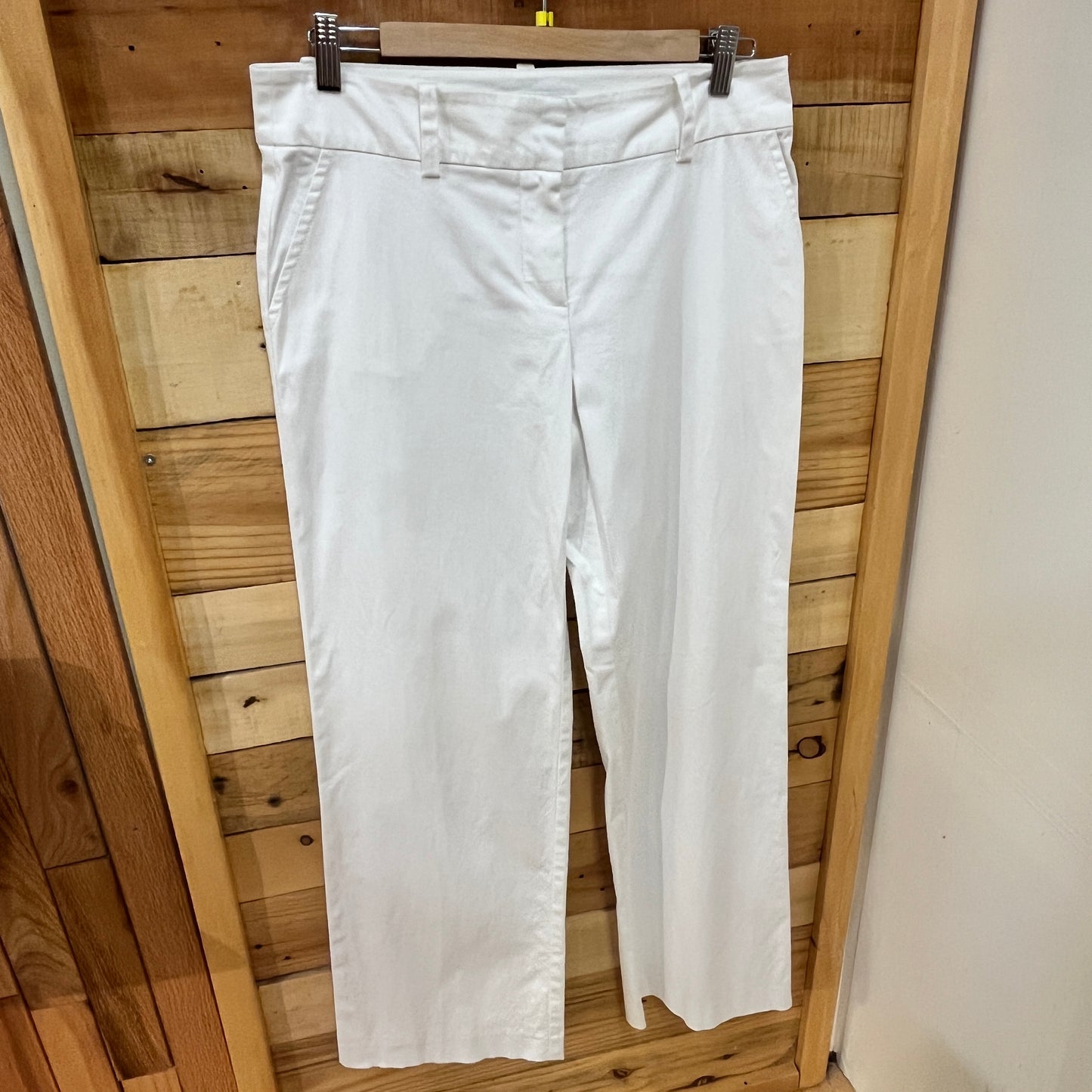 Trina Turk size 8  Wmn M Pants