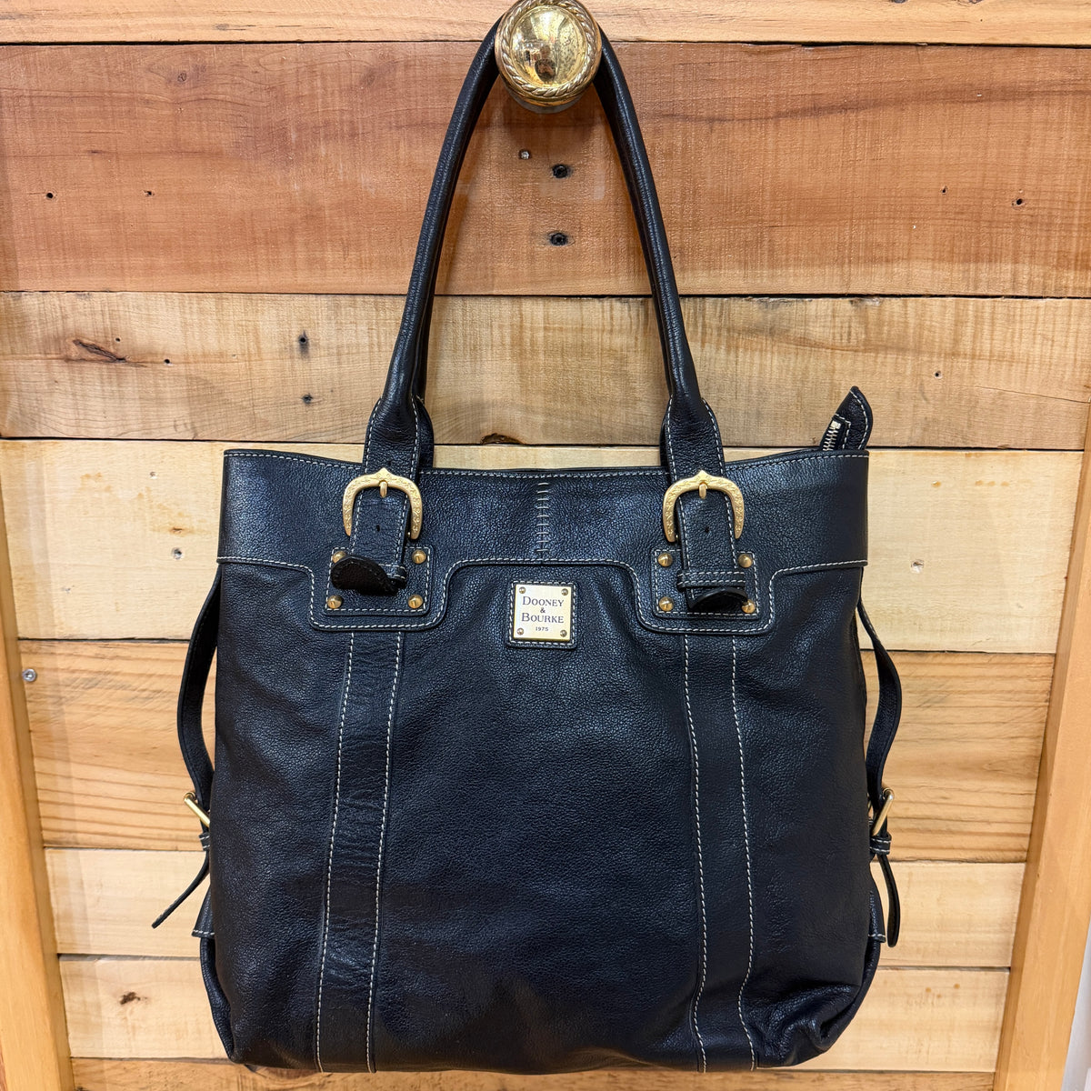 Dooney & Bourke Purse