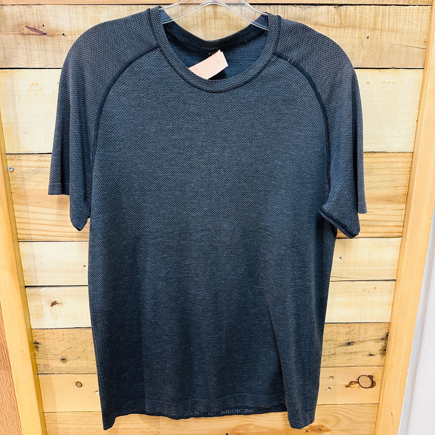 lululemon Mens Size M men Ath Top- Men