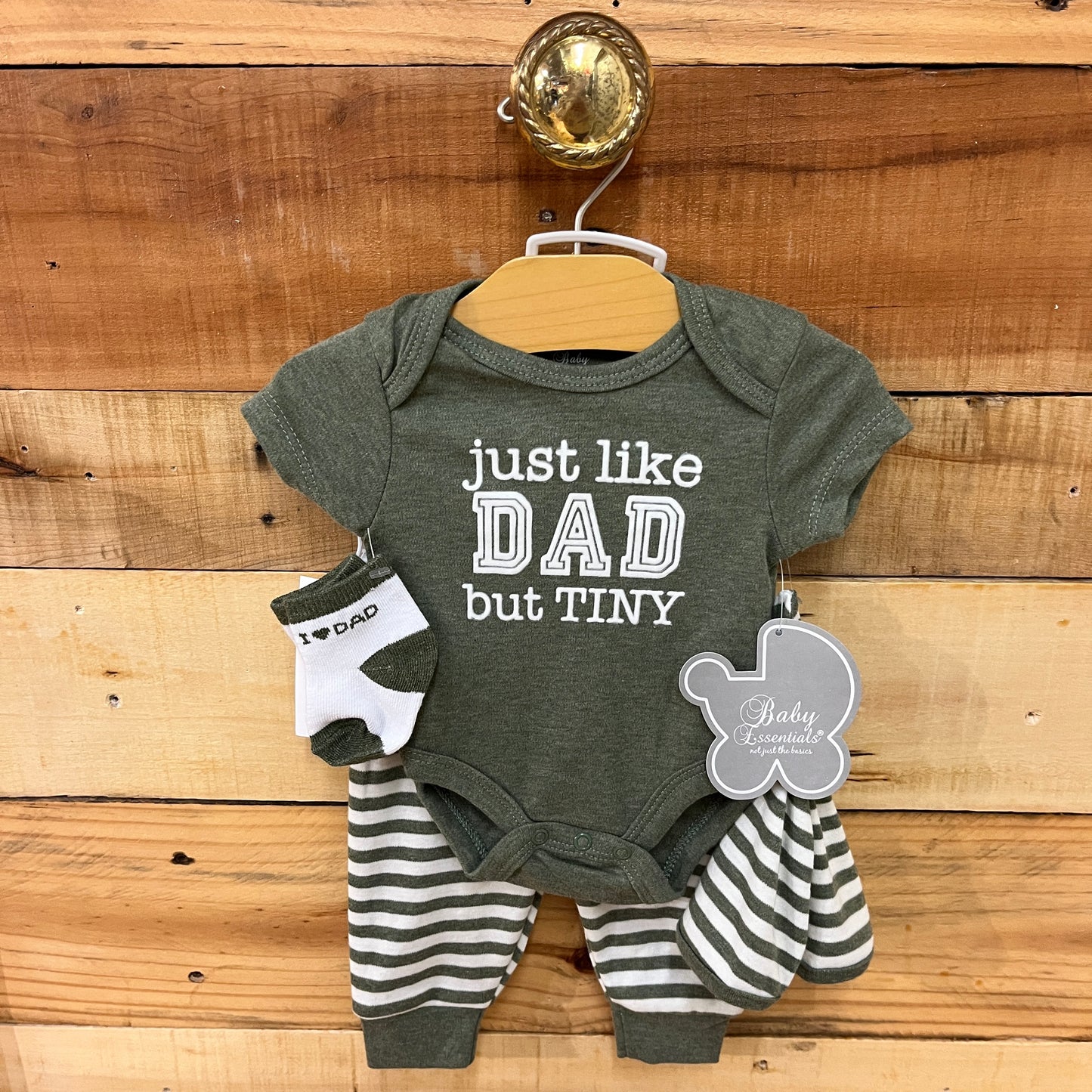 Baby Essentials child size 3 mo 4-piece