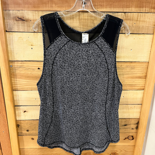 lululemon Women Size XL  Women's Ath Top- Wmn