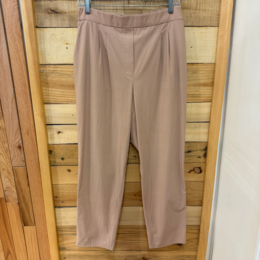 lululemon Women Size 10  Wmn  M Ath Pant- Wmn