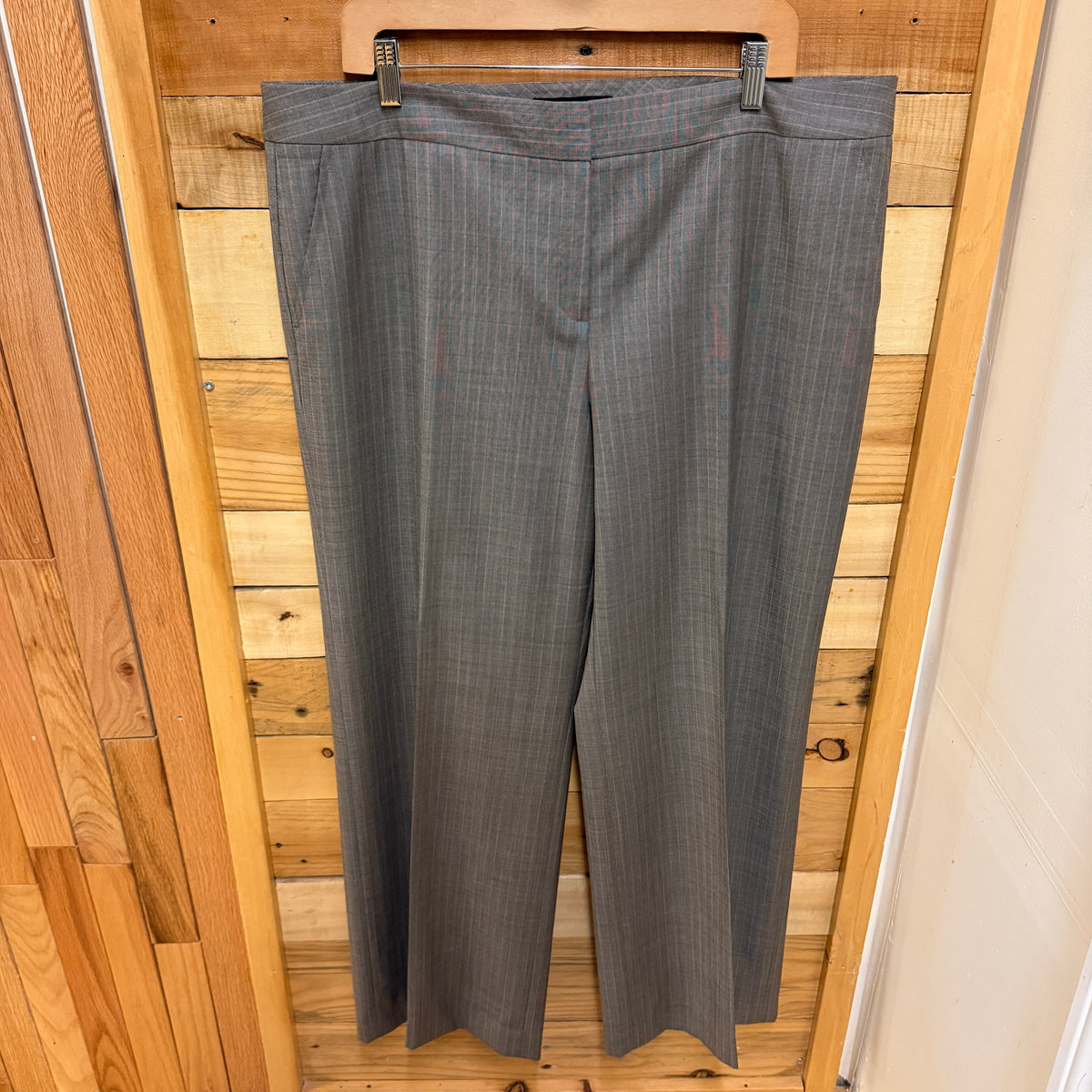 Lafayette148 size 16  Wmn XL Pants
