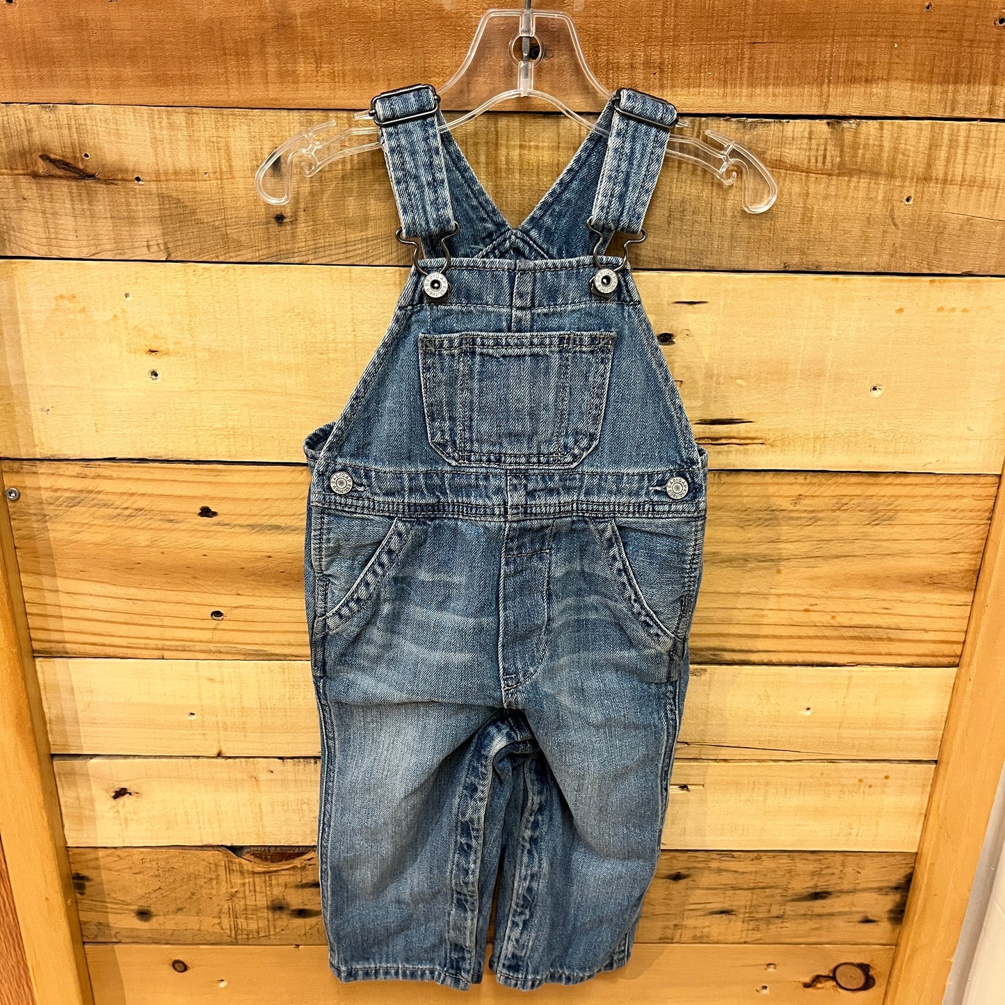 Gap child size 12 mo Overall
