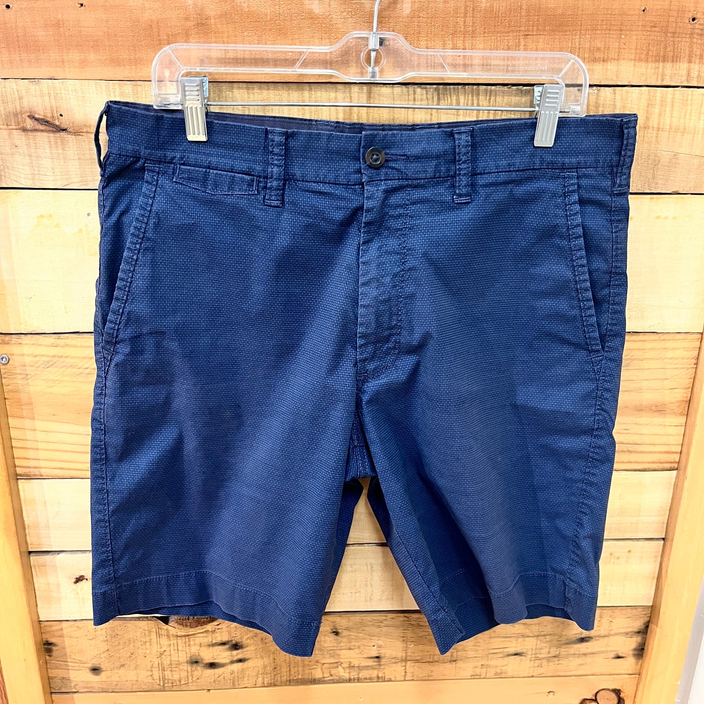 Mens Size 32 waist Shorts