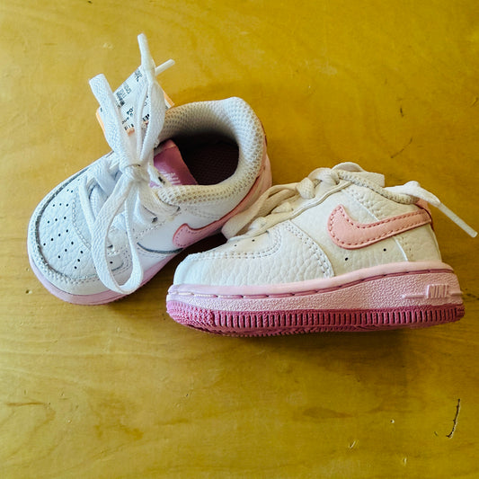 Nike Size 2 Children Sneakers