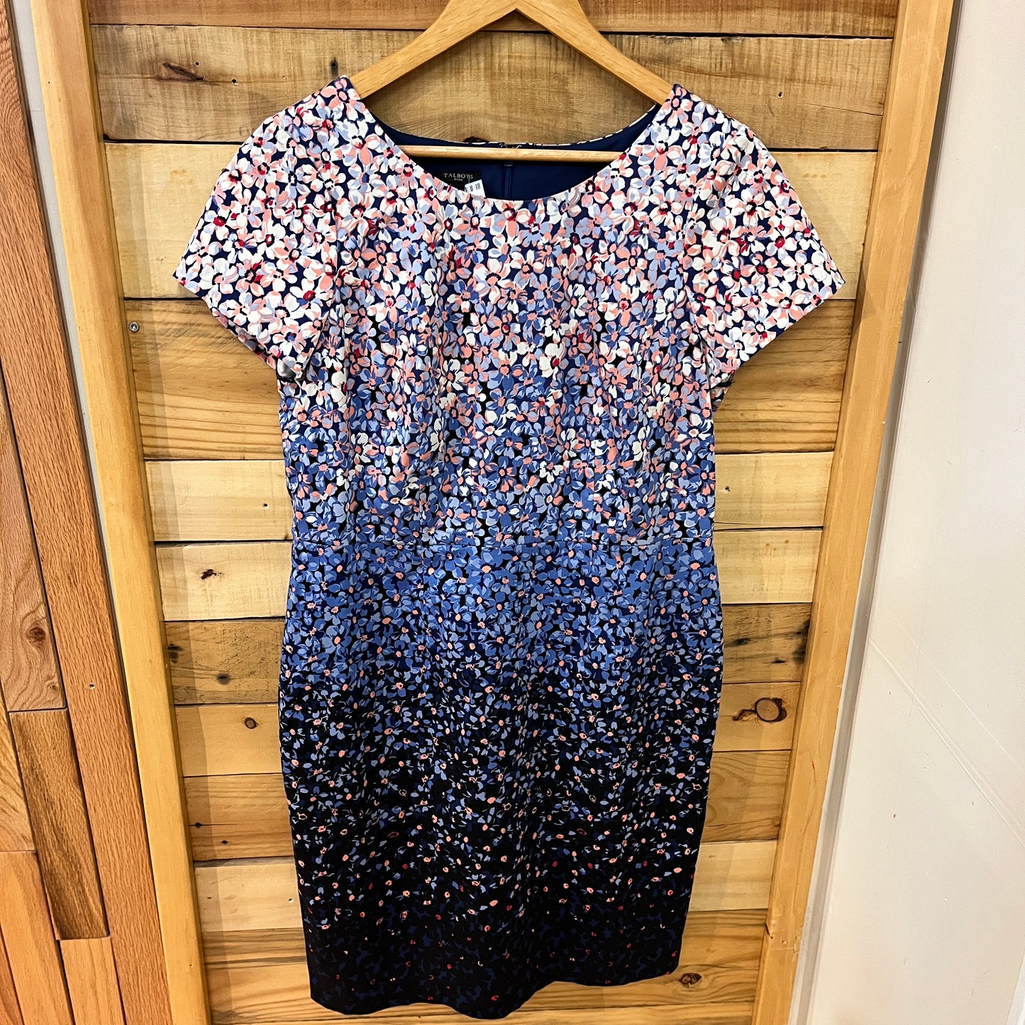 Talbots size 10  Wmn  M Dress