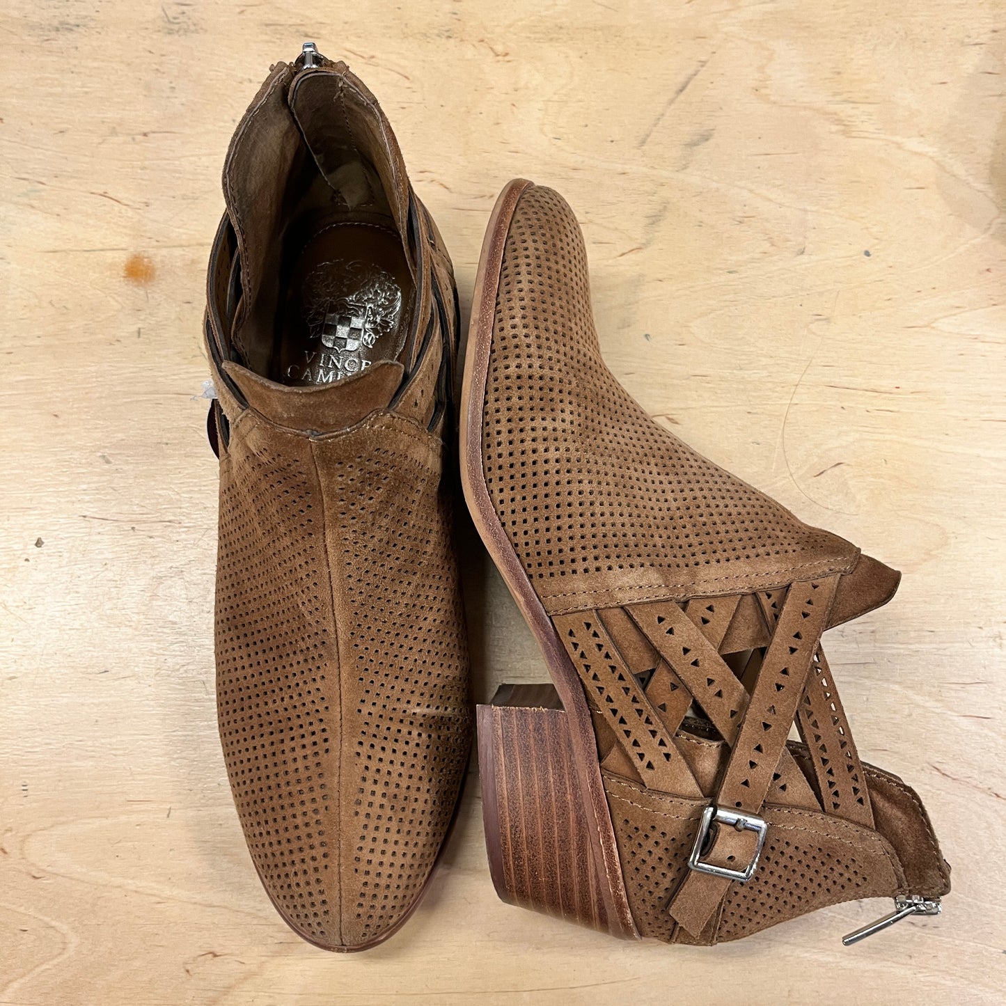 Vince Camuto Womens Shoe Size 7.5 Women Boots