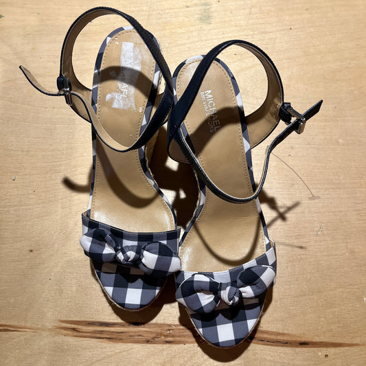 MICHAEL KORS Womens Shoe Size 9 Women Sandals
