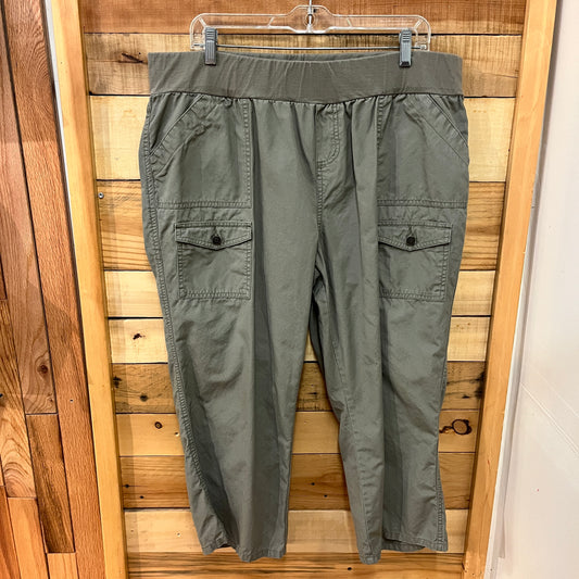 Oh Baby size XL  Women's Capris