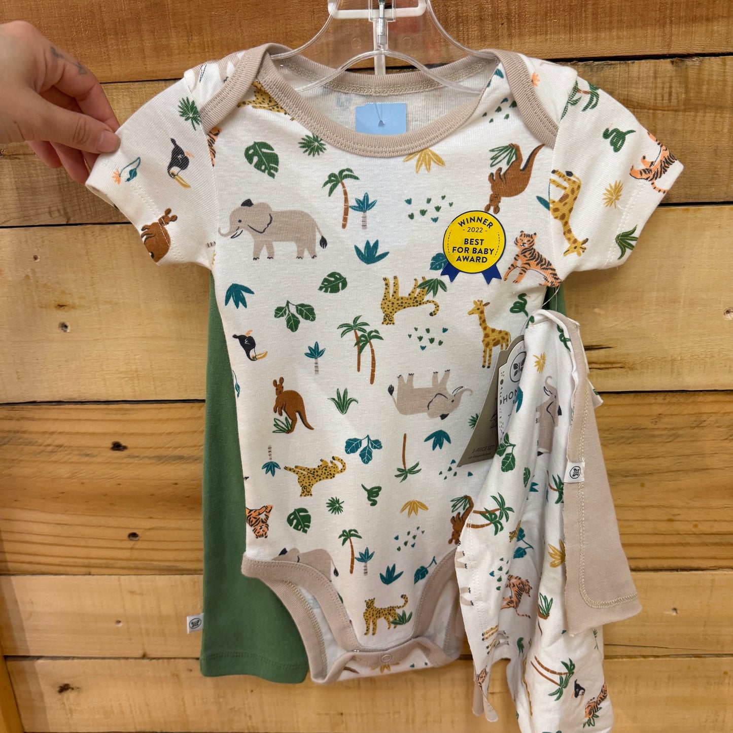 child size 6 mo 3-piece