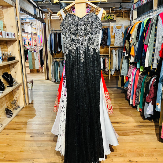 Dave and Jonny Junior 3  jr Gown