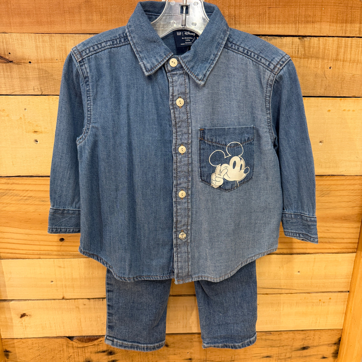 Gap child size 18 mo 2-piece